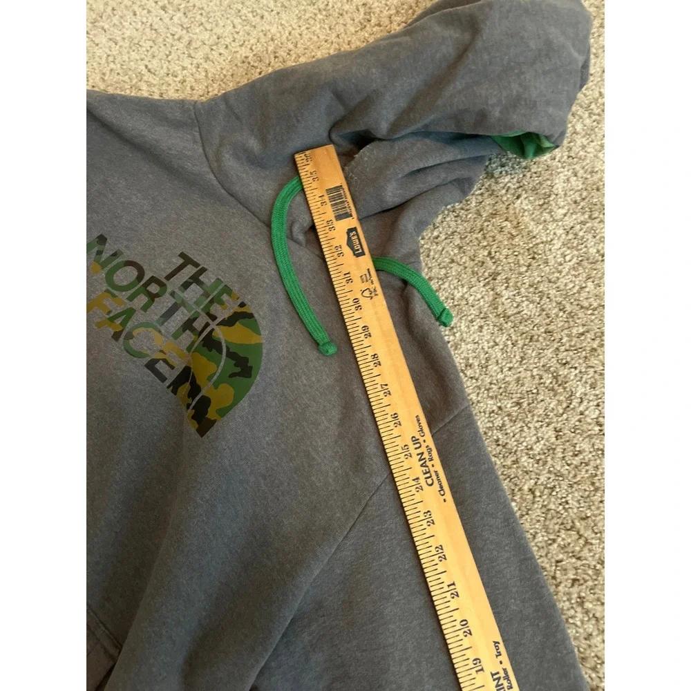 The North Face Mens Hoodie Large Gray Camo Logo Graphic Pullover Sweatshirt